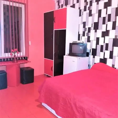 Leo 2 Apartment Varna